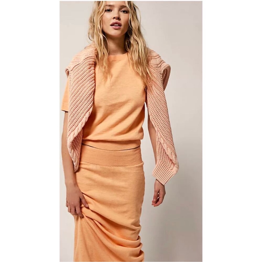 NWT Free People Free-est Isabella Sweater skirt Set in peach